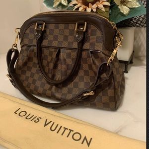 Louis Vuitton Trevi Damier PM w/original receipt
